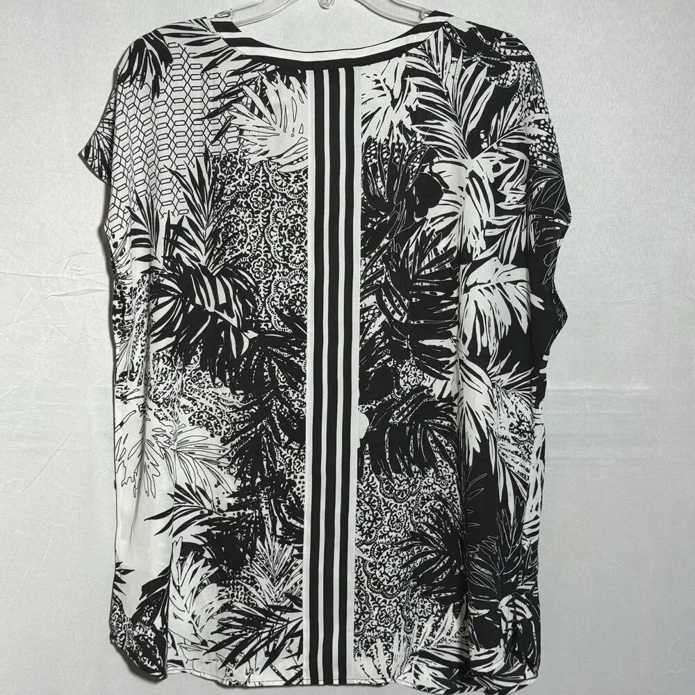 Talbots XL Black White Floral Blouse Short Sleeve Split Neck Lightweight Top
